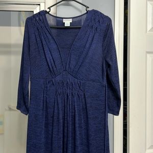 Motherhood maternity dress small part of one pleat came loose pic above